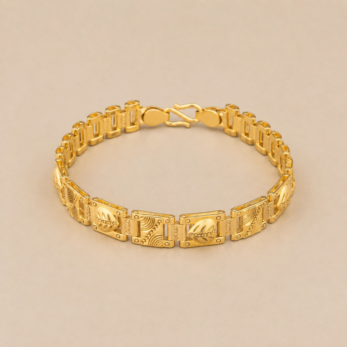 GOLD MENS BRACELET - 7