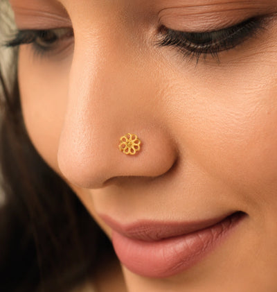 Open Floral Petal Nose Pin